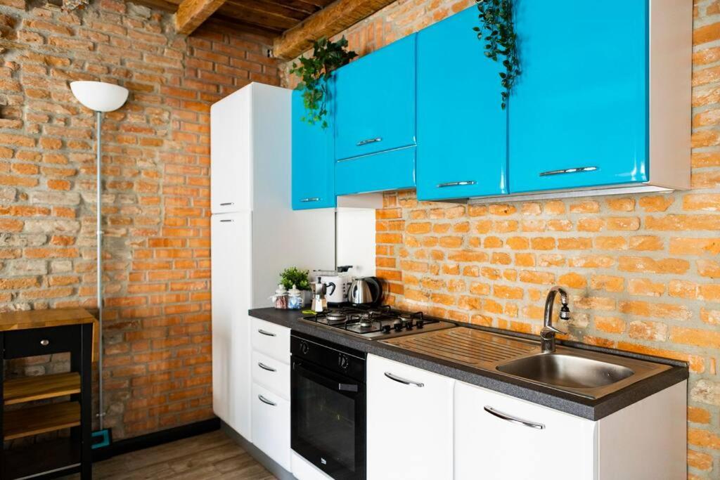 Canonica Brick Apartment Milaan Buitenkant foto