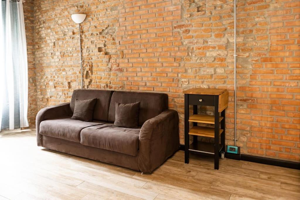 Canonica Brick Apartment Milaan Buitenkant foto
