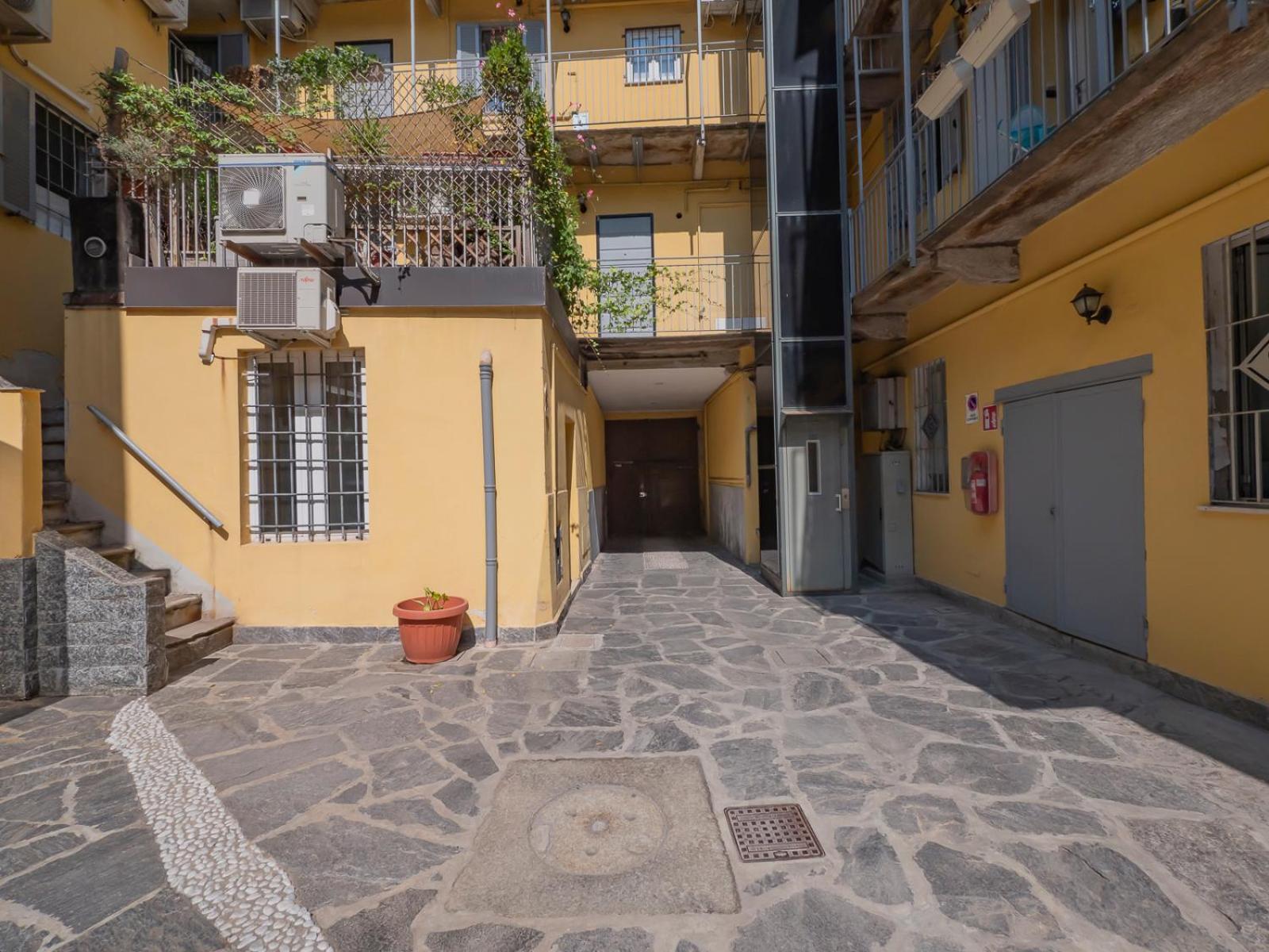 Canonica Brick Apartment Milaan Buitenkant foto